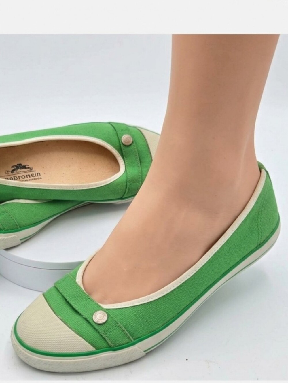 Longchamp Logo Lime Green Canvas Ballet Flats Slip-Ons size 36 US 6